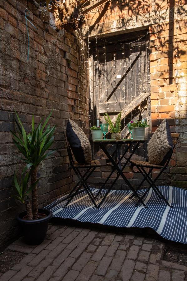 Ground Floor Olive Suite, Digbeth Studio Бирмингем Экстерьер фото